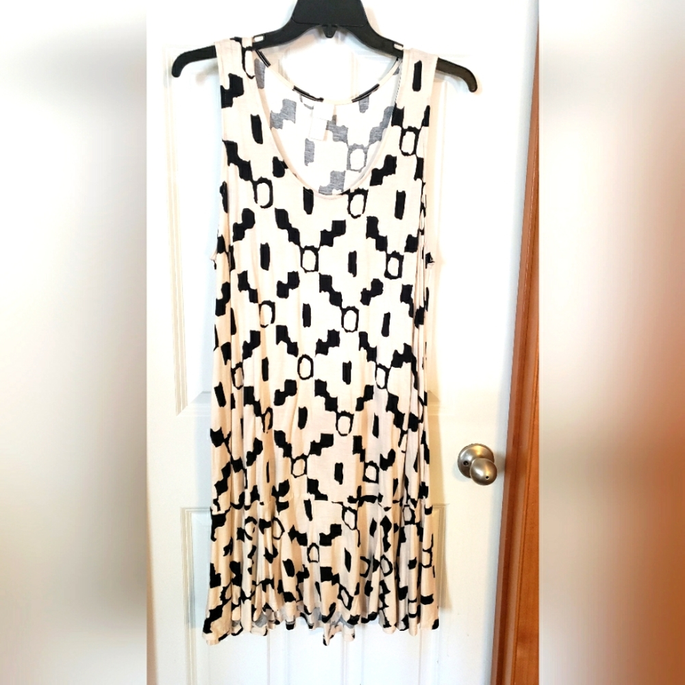 H&M cream and black, ruffled bottom dress